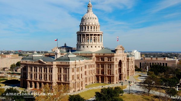 pre1WM_Texas_State_Capitol.jpg